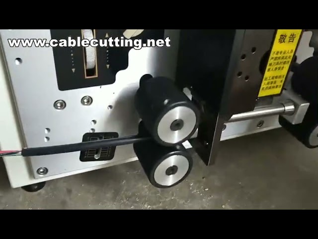 Автоматический станок для зачистки проводов и USB-кабелей: резка и зачистка