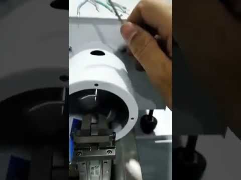 Работа станка для зачистки и скручивания проводов: реальное видео #оборудование #зачисткакабеля #производство