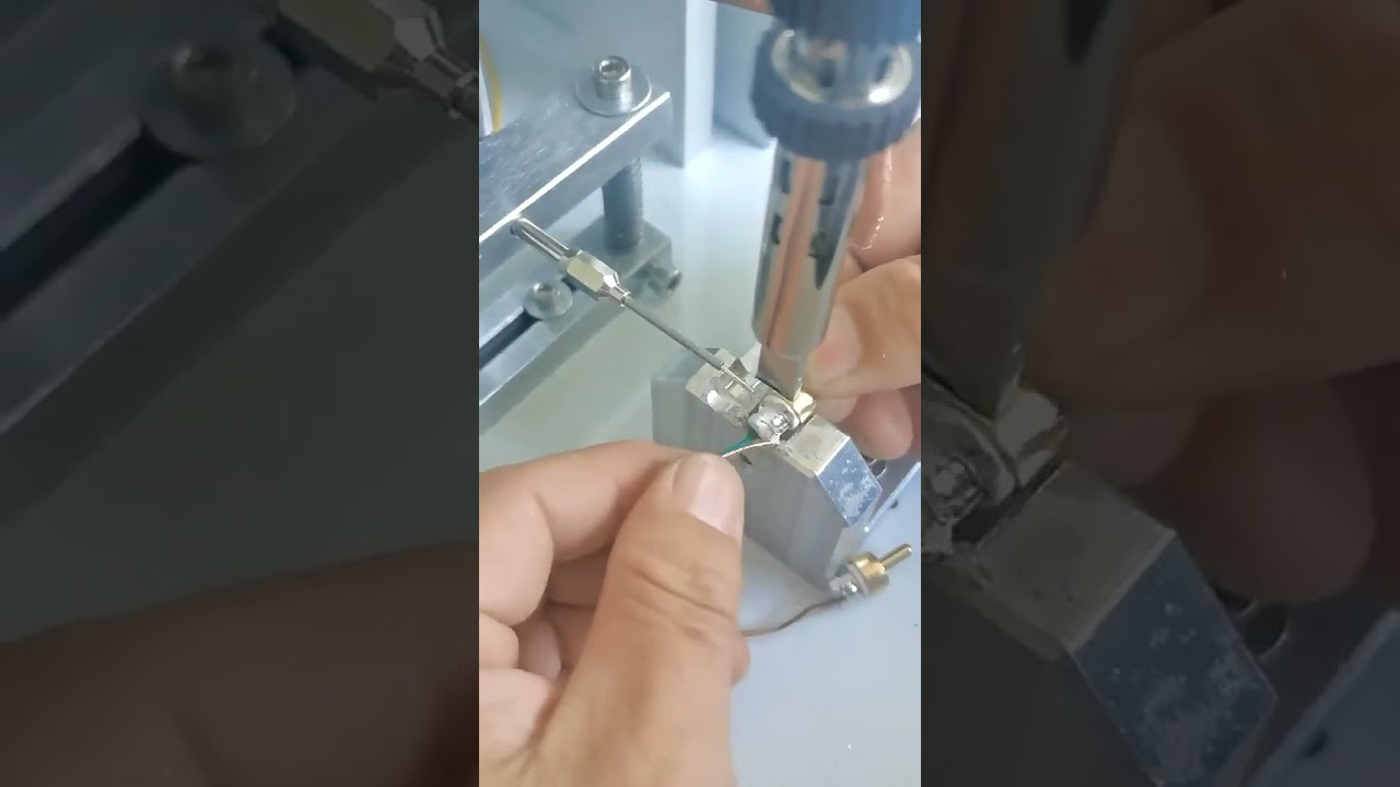 Полуавтоматическая паяльная машина с ножным управлением для USB, PCB и LED-лент