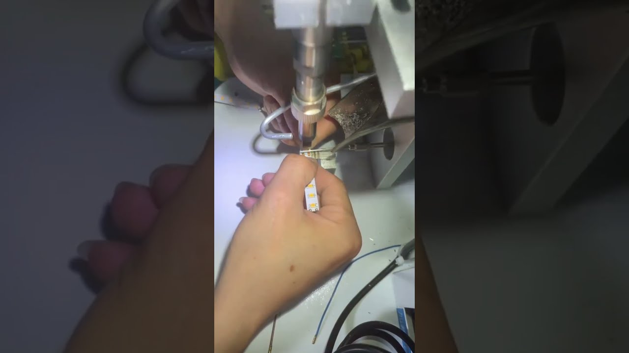 Полуавтоматическая паяльная машина: пайка LED-лент, PLC плат и авиаразъемов